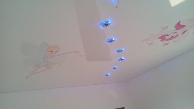 Фактурный, натяжнй потолок, с феями Динь Динь